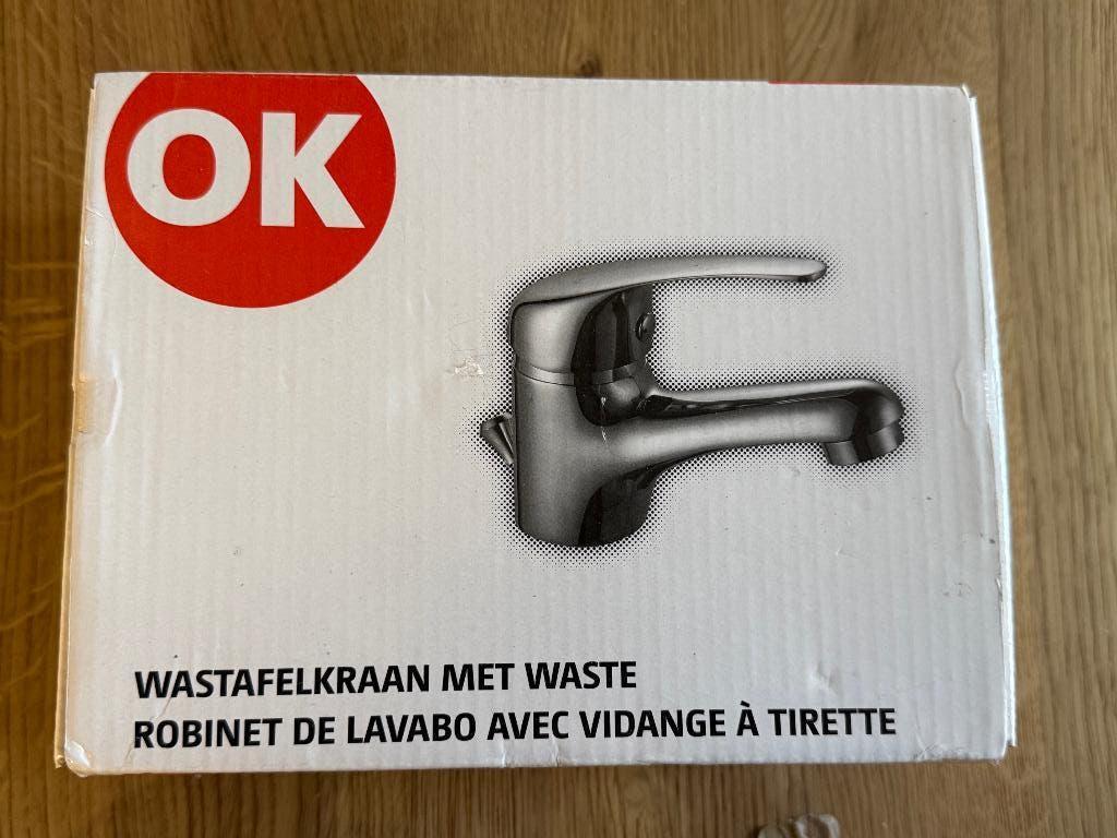 Te Koop: Wastafelkraan met waste van KO (nieuw in doos)., Ophalen of Verzenden, Nieuw, Chroom, Kraan