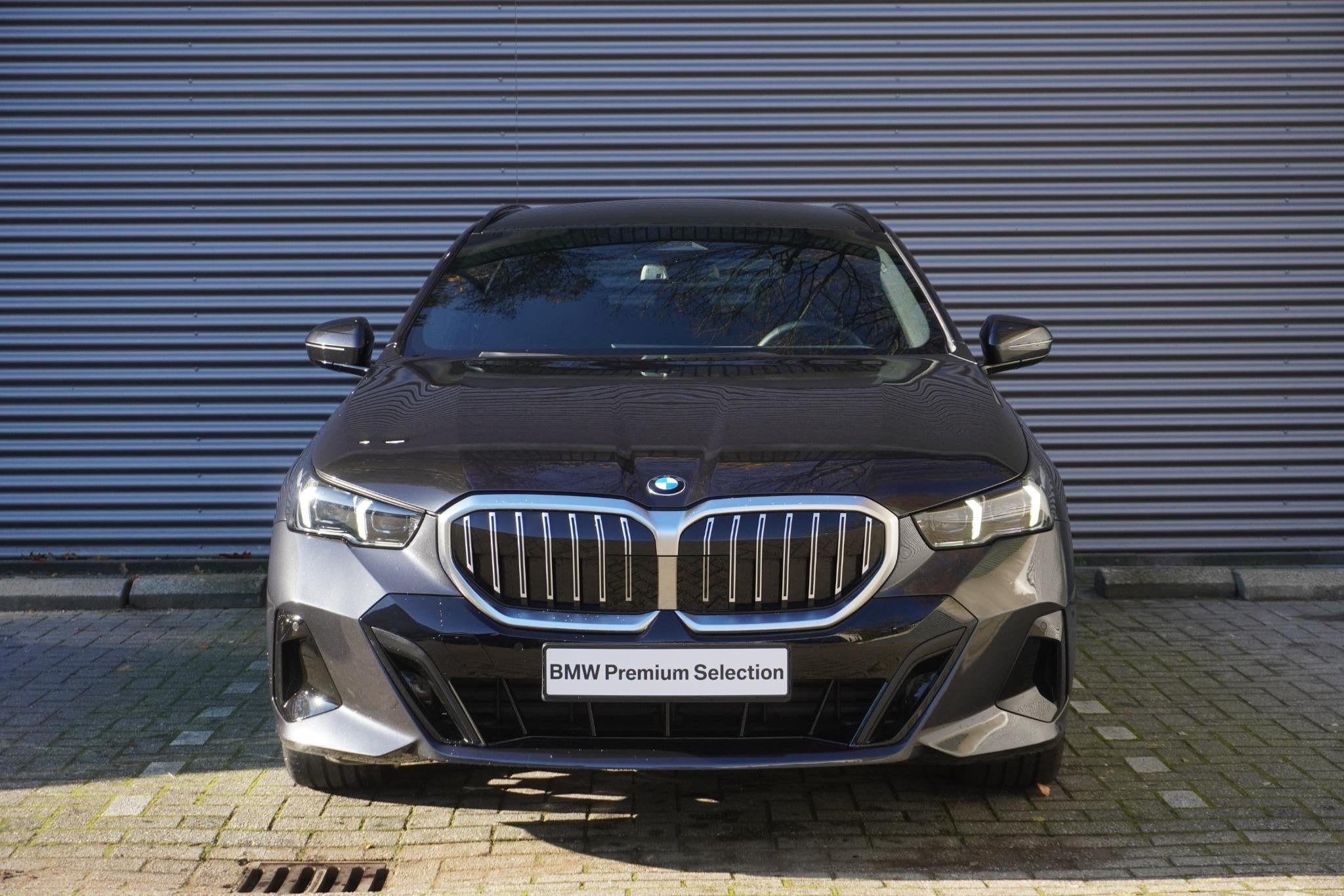 BMW 5 Serie Touring 520i M Sportpakket | 20 inch LM M Stersp, Auto's, Automaat, 1998 cc, Gebruikt, 4 cilinders