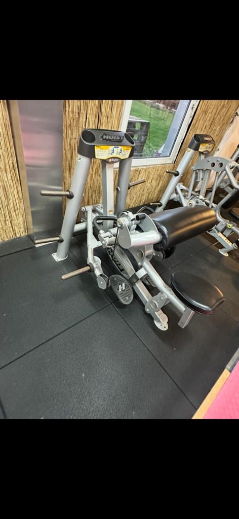 Hoist bicep machine fitness, Sport en Fitness, Ophalen, Krachtstation