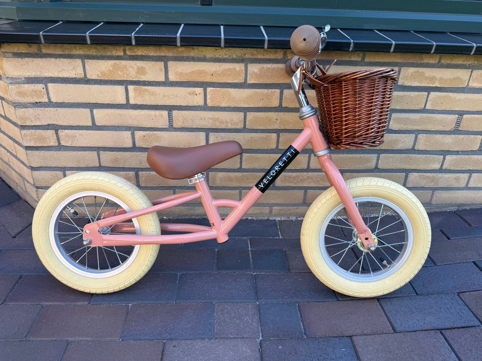 Veloretti loopfiets (meisje), Fietsen en Brommers, Fietsen | Kinderfietsjes, Ophalen, Zo goed als nieuw, Minder dan 16 inch