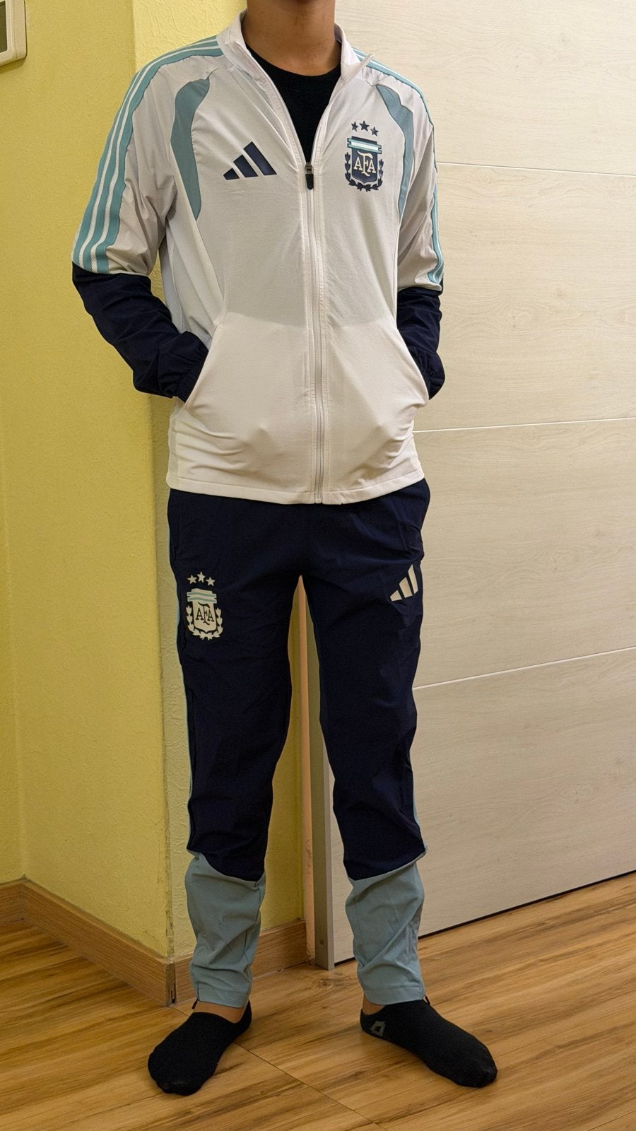 Argentinië Trainingspak - Nieuwste Collectie - Maat S, Meerkleurig, Nieuw, Ophalen of Verzenden, Voetbal