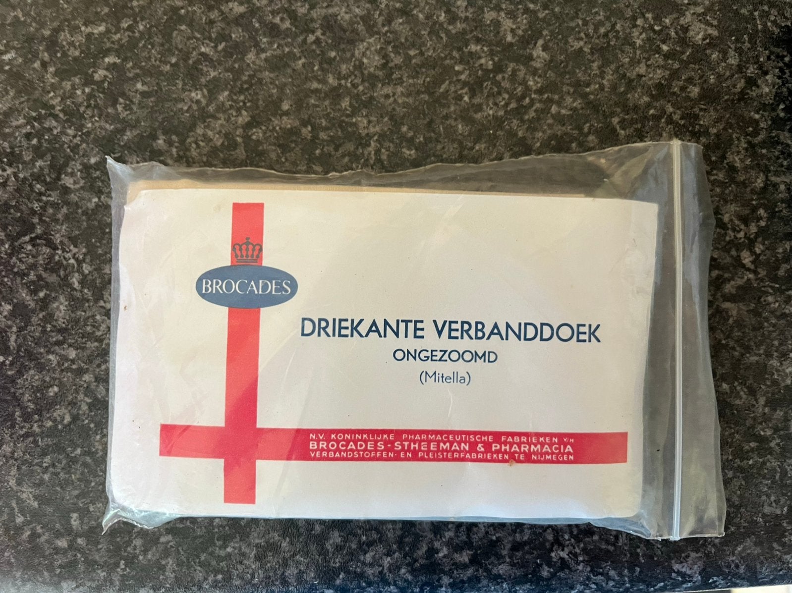 Vintage Brocades driekante verband doek (mitella) nieuw, Ophalen of Verzenden, Nieuw