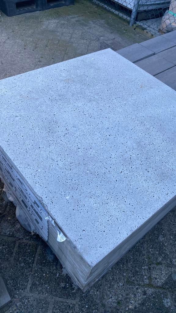 3 schellevis tegels 100x100x8, Ophalen, Beton, Terrastegels