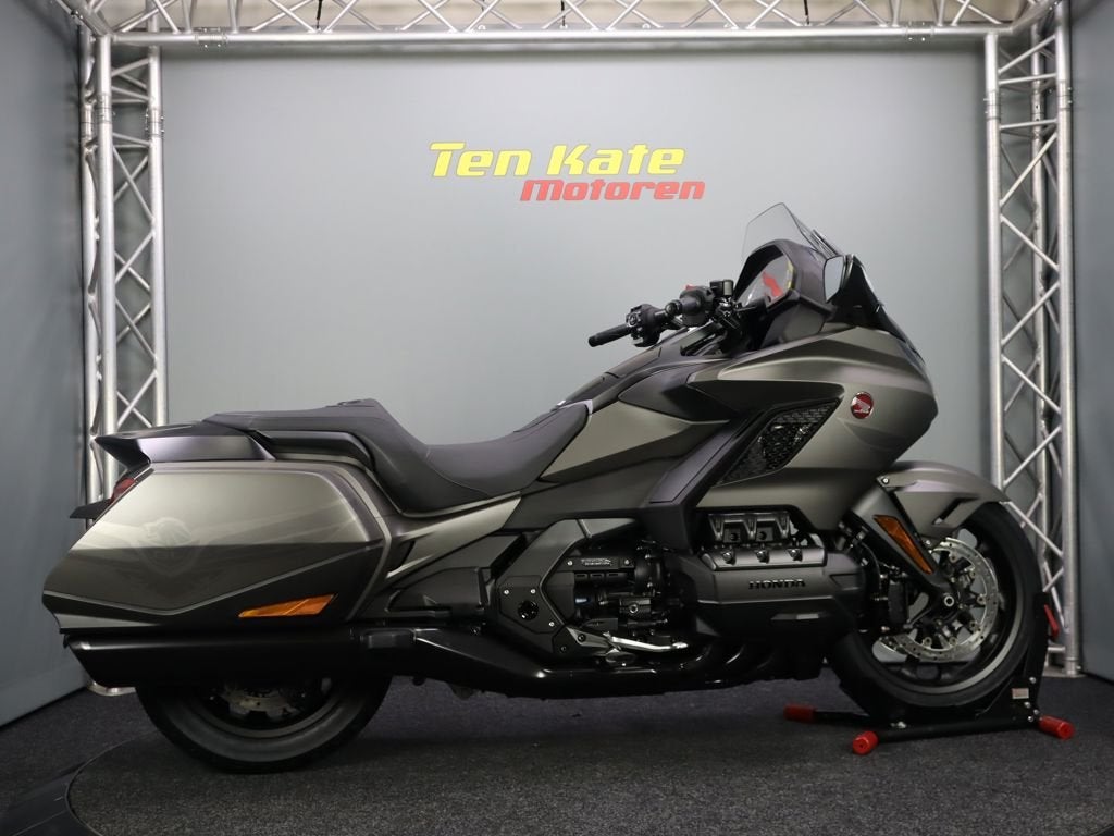 Honda GL 1800 Bagger DCT, Bedrijf, Chopper
