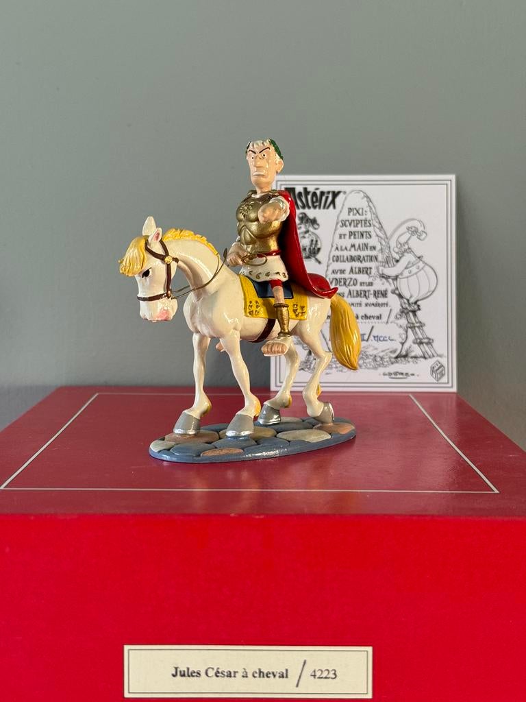 Caesar te paard Pixi - Uderzo, Ophalen of Verzenden, Asterix en Obelix, Zo goed als nieuw, Beeldje of Figuurtje