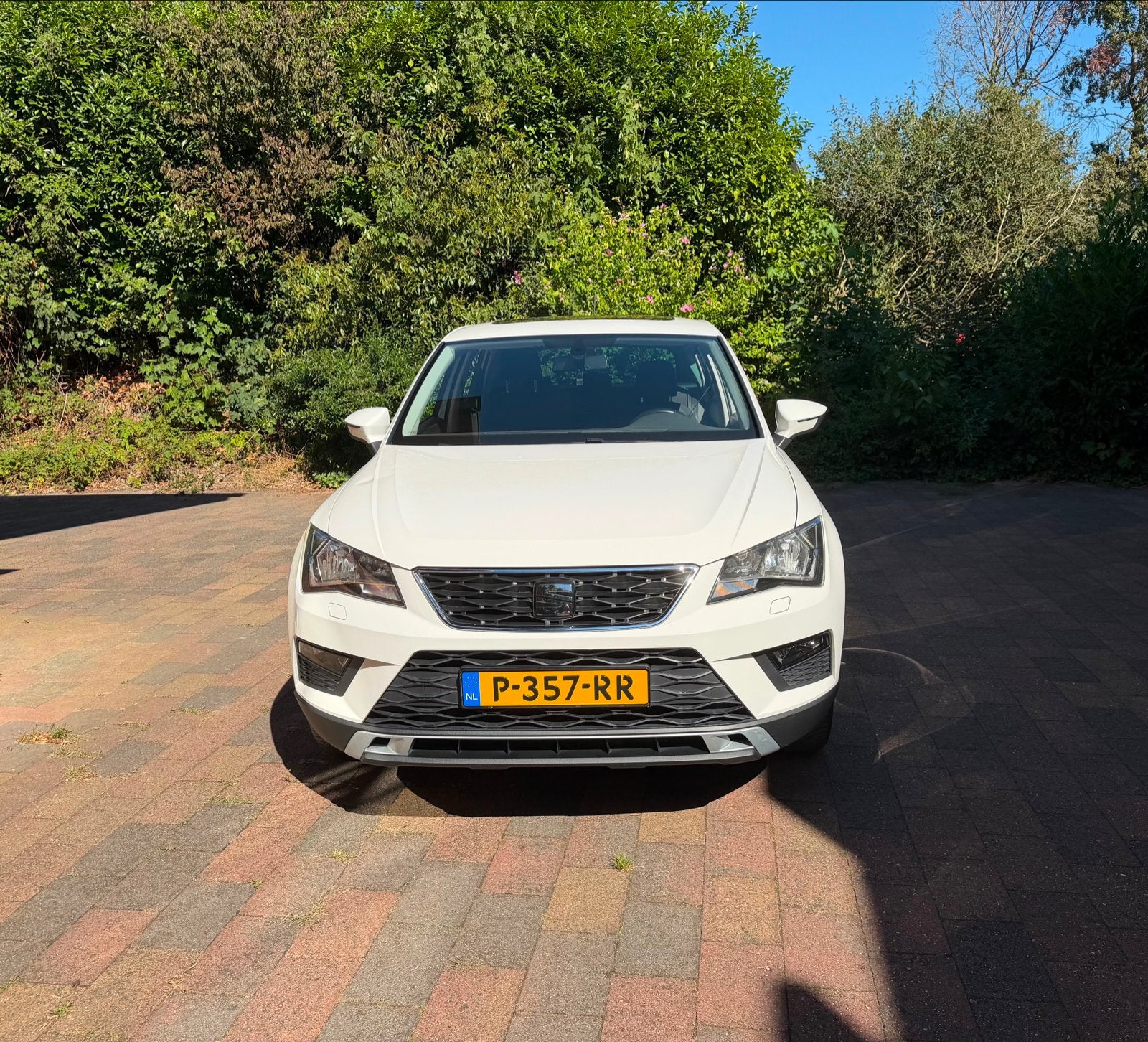 Nette Seat Ateca 1.4 TSI 2016 160.000 km  Panorama, Auto's, 680 kg, 4 cilinders, Ateca, Wit