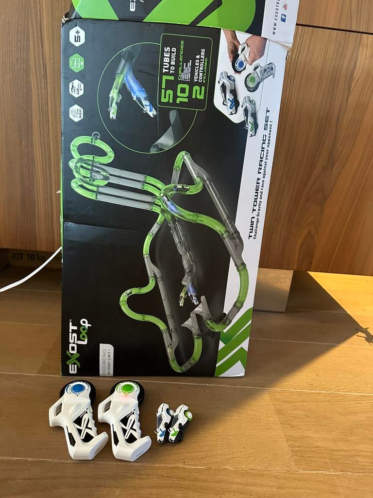 Exost Loop Twin Towe racing set, Kinderen en Baby's, Speelgoed | Racebanen, Ophalen, Zo goed als nieuw, Elektrisch, Overige merken