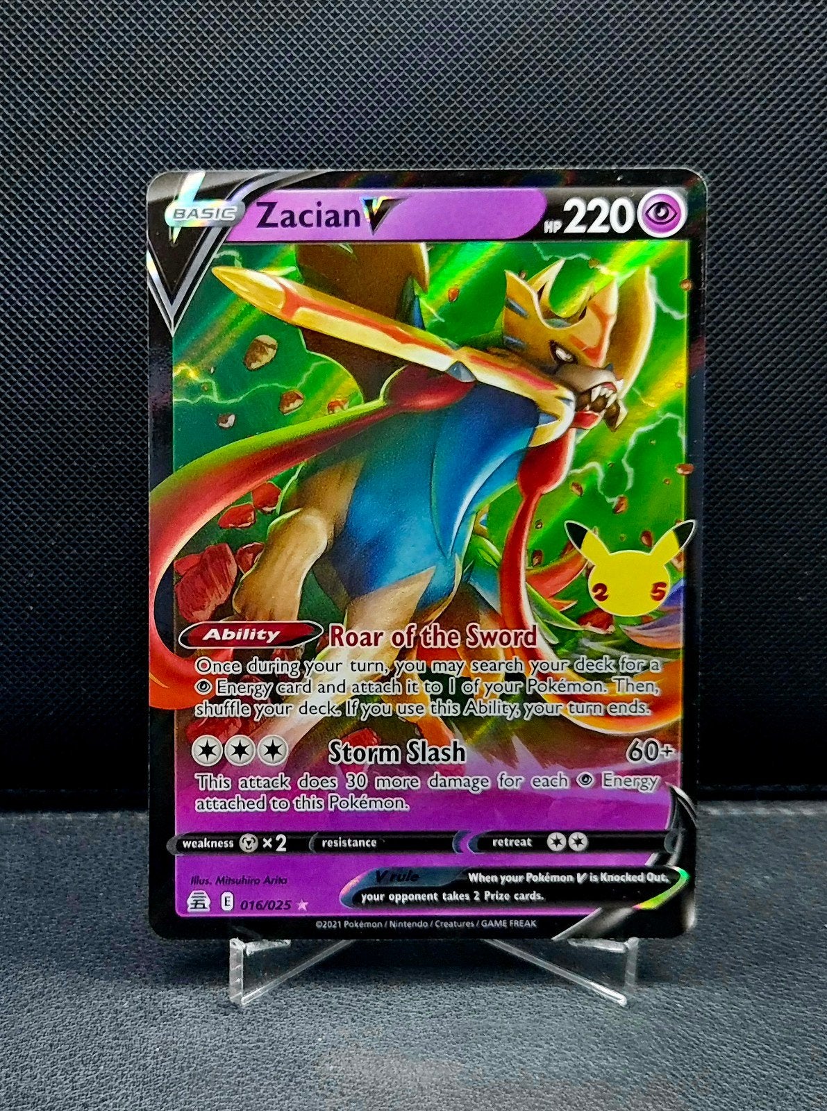 Zacian V 016/025 Celebrations NM, Ophalen of Verzenden, Zo goed als nieuw