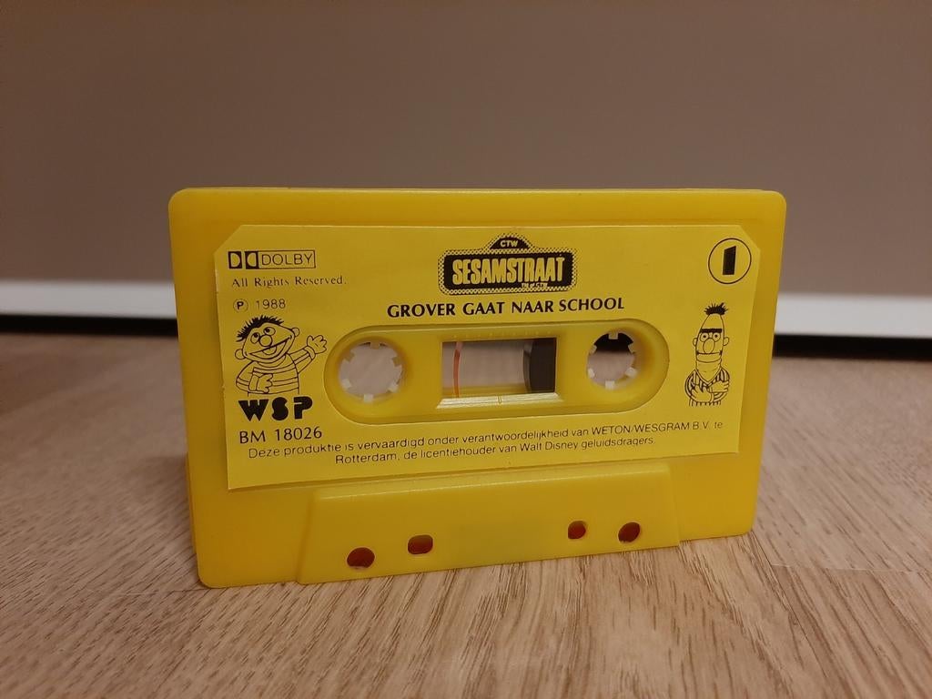 Sesamstraat cassettebandje grover gaat naar school, Ophalen of Verzenden, 1 bandje