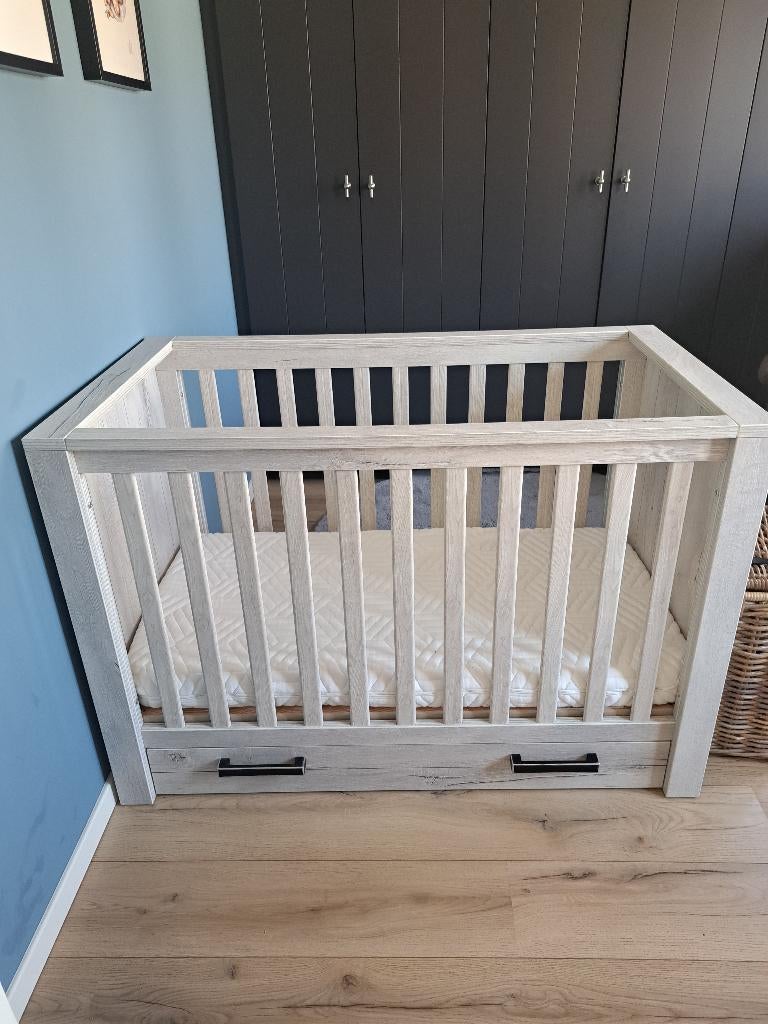Complete Babykamer Kidsmill Sem Nautic Grijs, Kinderen en Baby's, Kinderkamer | Complete kinderkamers, Ophalen, Zo goed als nieuw
