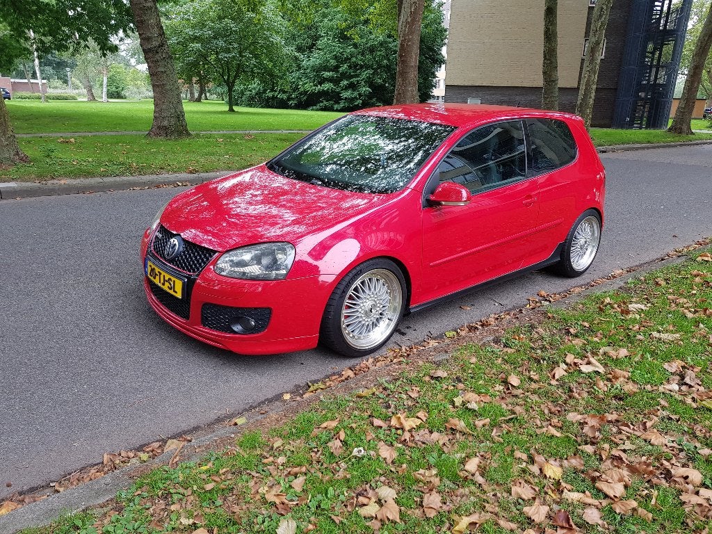 Volkswagen Golf 2.0 GTI 147KW 3D AUT 2006 Rood, Stof, Zwart, 4 cilinders, 1984 cc