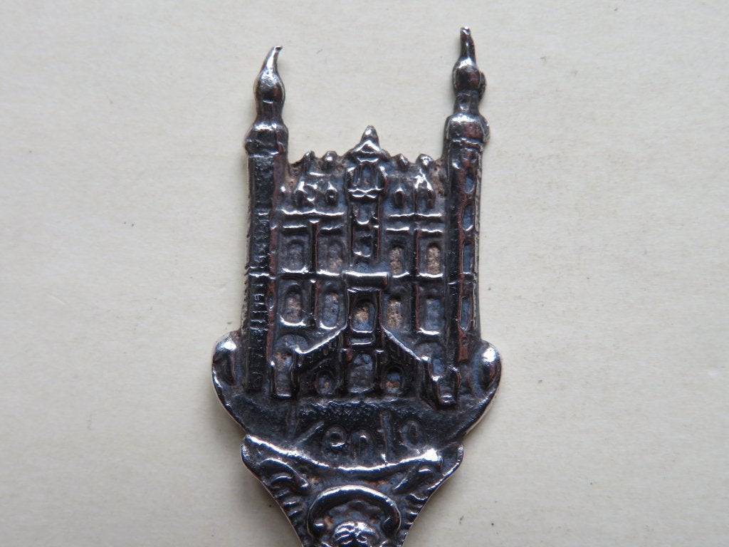 Lepeltje stadhuis Venlo Limburg, Verzenden