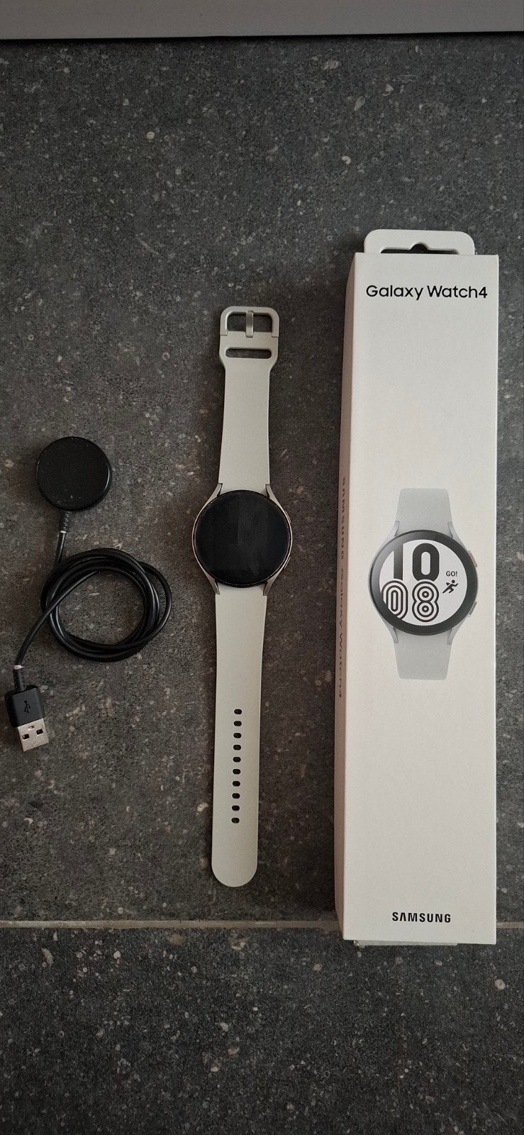 Samsung smartwatch 4, Gebruikt, Samsung ⌚️, Ophalen of Verzenden, Waterdicht
