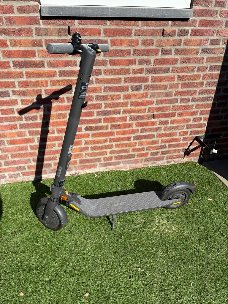 Ninebot elektrische step - Zo goed als nieuw, Ophalen, Zo goed als nieuw, Elektrische step (E-scooter)