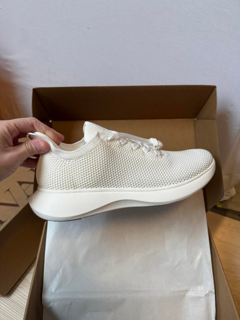 Vivaia Sneakers Maat 43 - Unisex, Wit, Ophalen of Verzenden, H, B