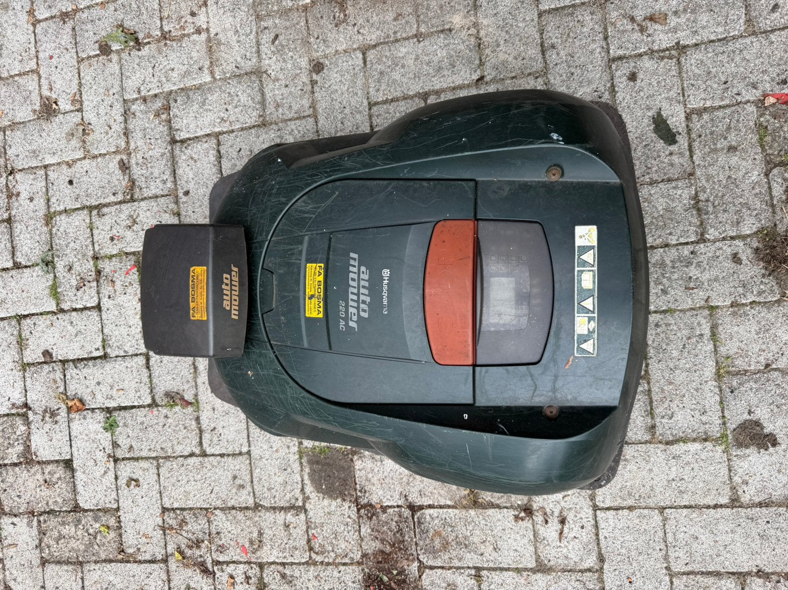 Husqvarna 220ac Robotmaaier, Tuin en Terras, Robotmaaiers, Ophalen, Gebruikt, Minder dan 20 cm, Husqvarna