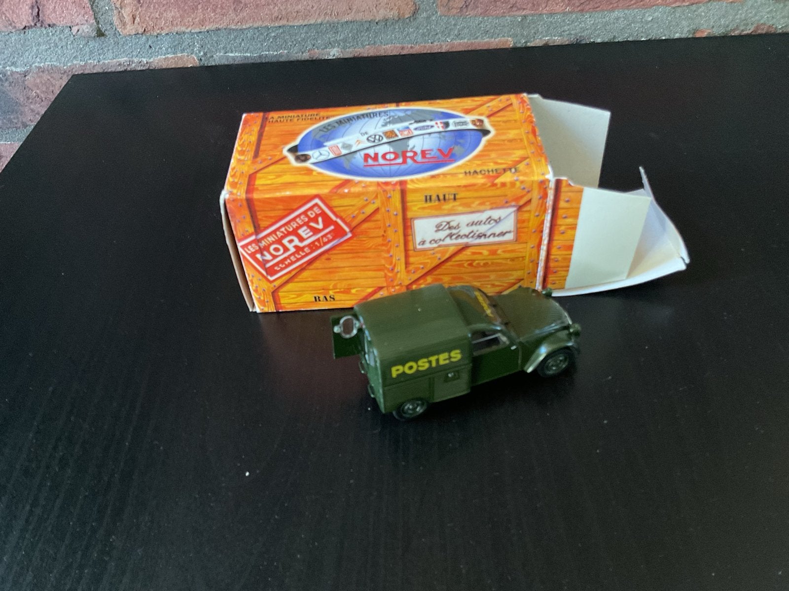 Norev Hachette 2CV Fourgonnette Postes, Hobby en Vrije tijd, Ophalen of Verzenden, Zo goed als nieuw, Auto, Norev