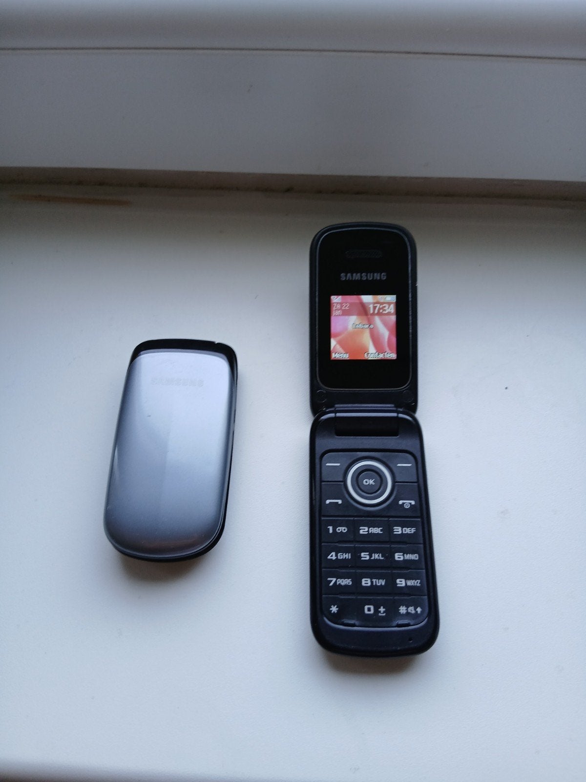 Samsung Klaptelefoon - Zwart/Zilver - Gebruikt, Gebruikt, Overige modellen, Zwart, Overige systemen
