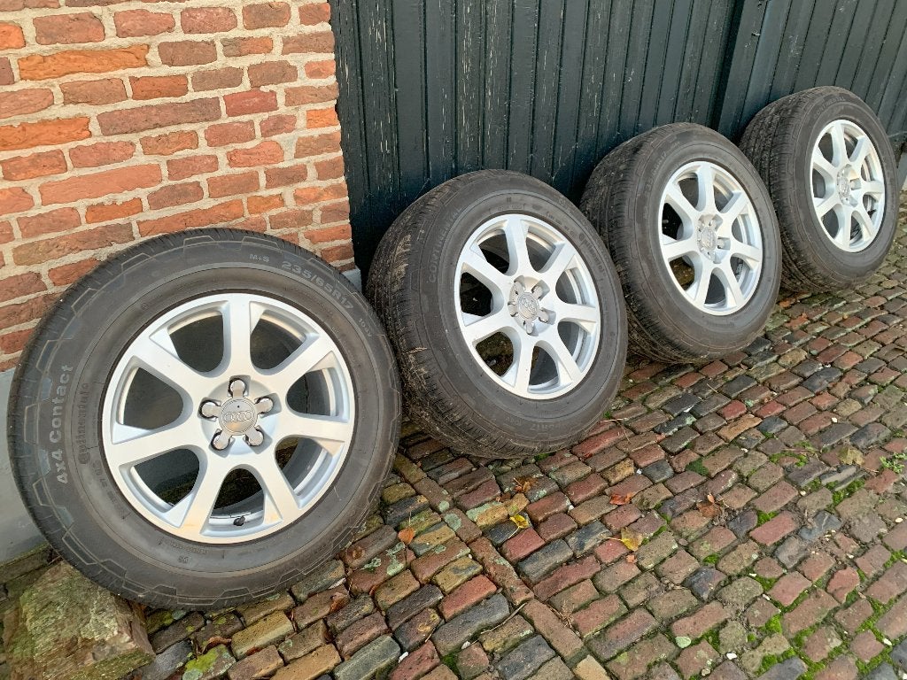Velgen set Audi (Q5) 235/65 R17 104V - Steek 5x112, Ophalen