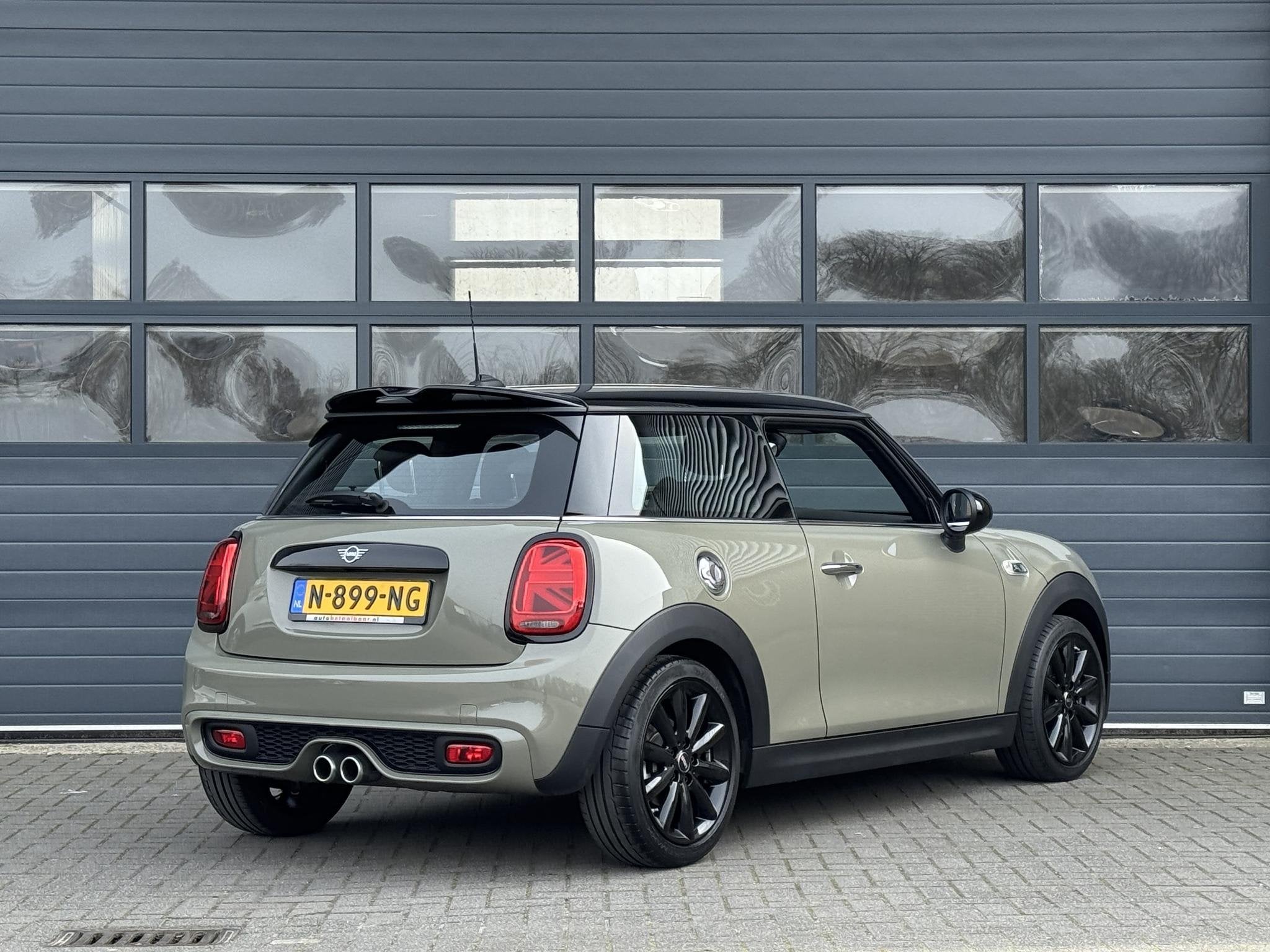 MINI COOPER 2.0 S CHILI I AUTOMAAT I 192PK I STOELVERWARMING, Auto's, Mini, 1998 cc, 1195 kg, Gebruikt, Met garantie (alle)