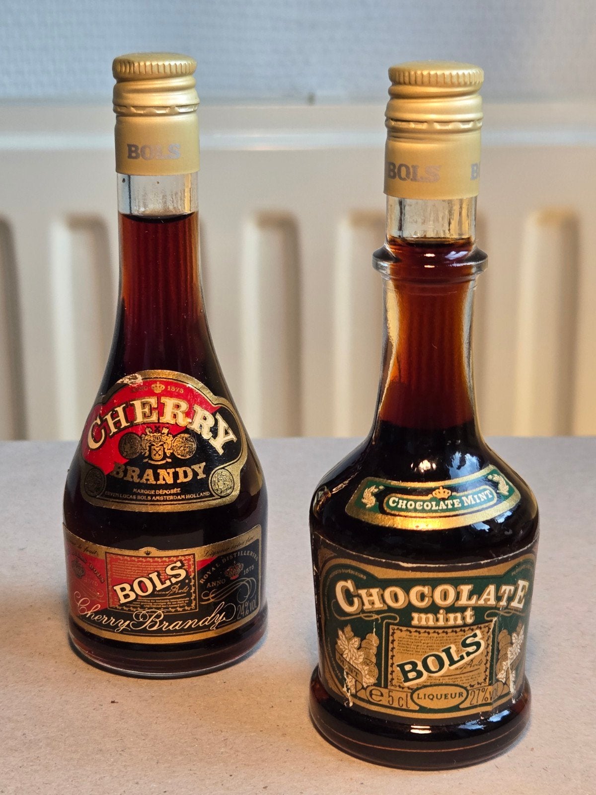 2 Bols Miniatuurflesjes: Chocolate Mint & Cherry Brandy, Ophalen of Verzenden, Zo goed als nieuw