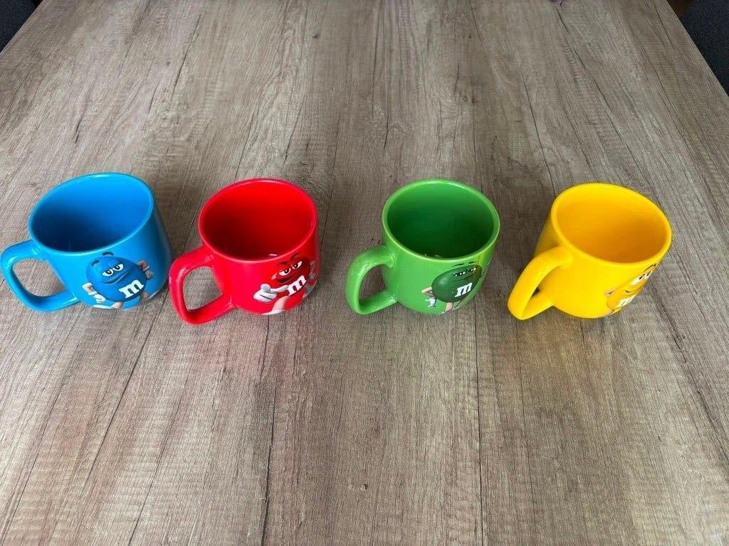 Set van 4 M&M's soepkommen / grote mokken, Antiek en Kunst, Ophalen of Verzenden