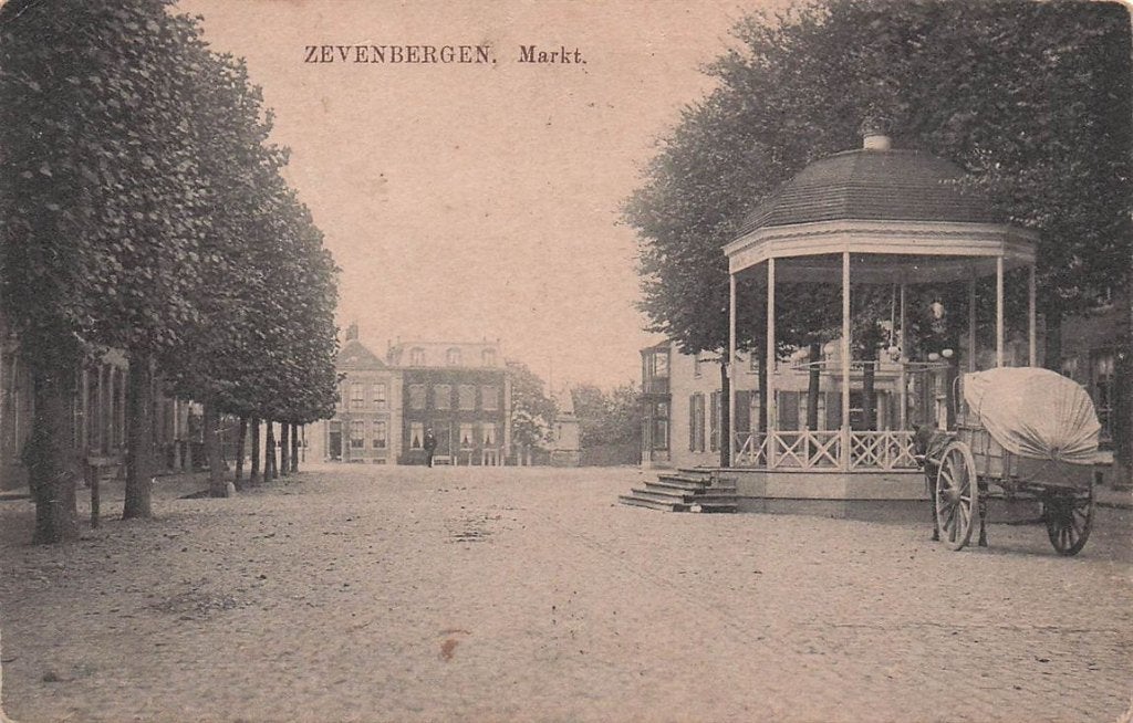 703-326-029 Zevenbergen Markt, Ophalen of Verzenden, Voor 1920, Noord-Brabant