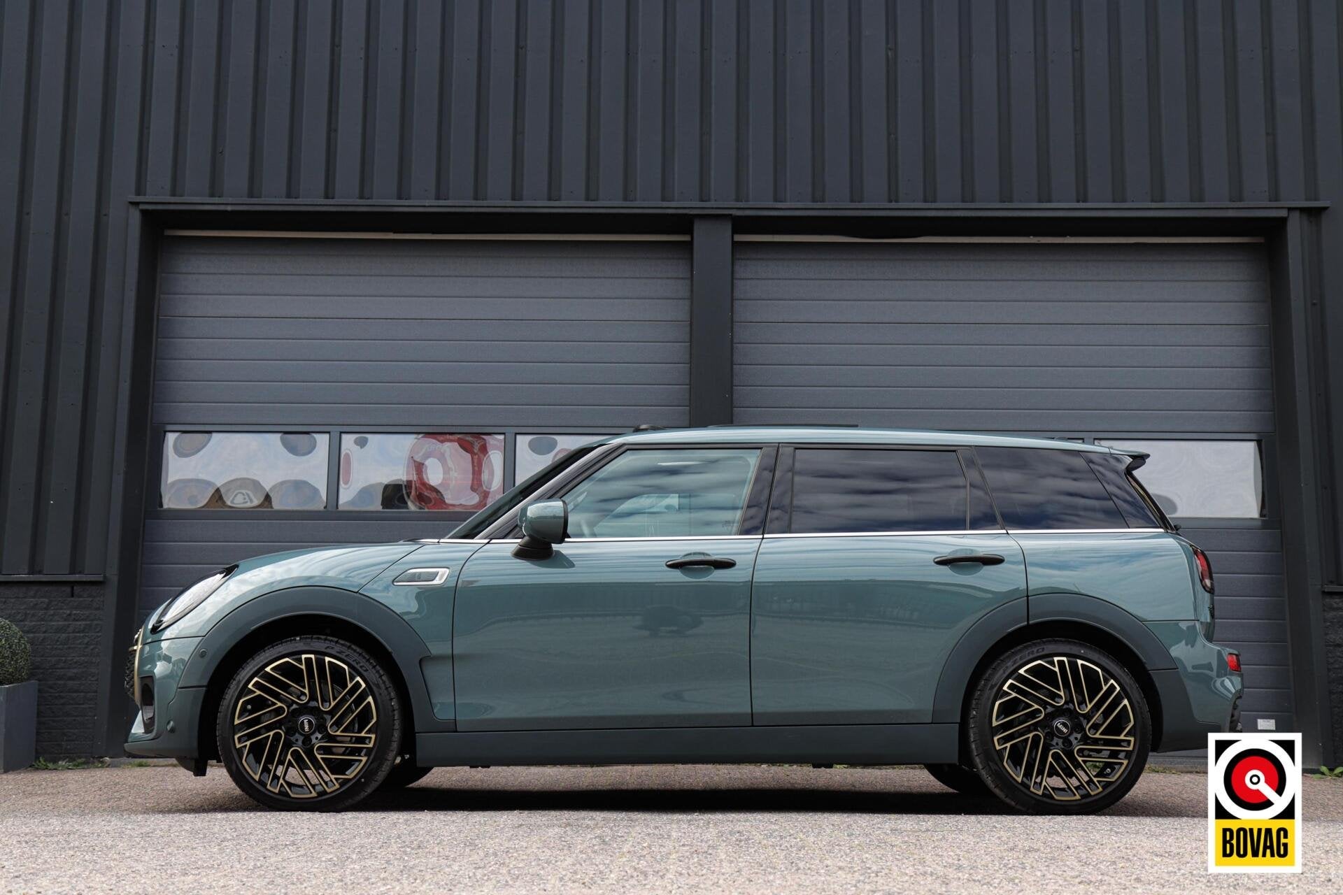Mini Clubman 2.0 Cooper S JCW |LED|PANO|HARMAN-KARDON|HUD|ME, Auto's, 1998 cc, Gebruikt, Clubman, Met garantie (alle)