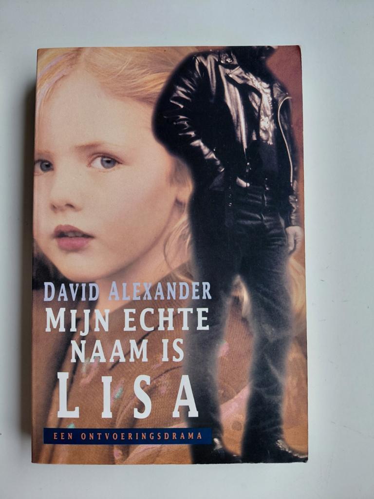 David Alexander - Mijn echte naam is Lisa, Ophalen of Verzenden, Gelezen, David Alexander