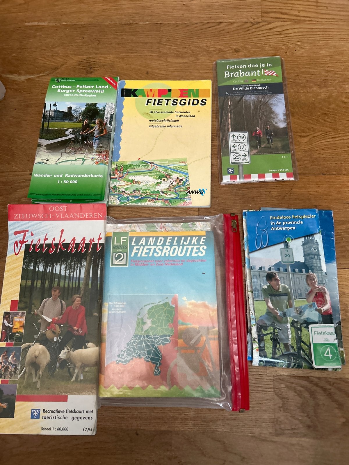 Diverse Fietsgidsen en Fietskaarten - Ontdek Nederland!, Boeken, Reisgidsen, Gelezen, Fiets- of Wandelgids, Ophalen of Verzenden