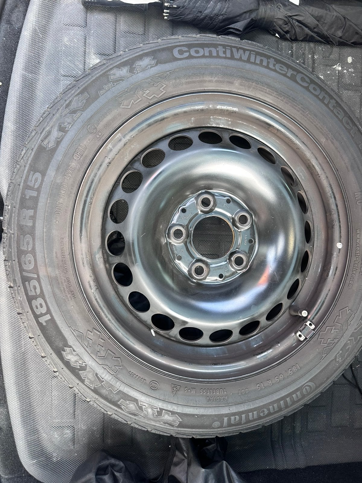 Winterwielen set van 4 velgen+winterbanden mercedes A190, Auto-onderdelen, Gebruikt, 15 inch, Banden en Velgen, Personenwagen
