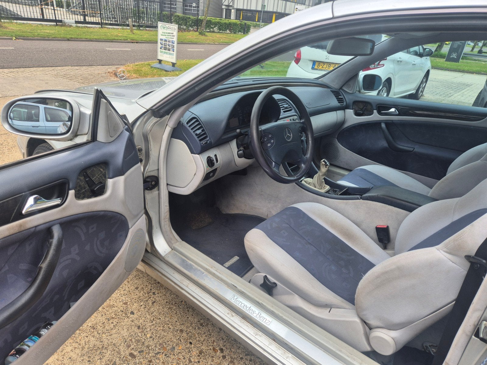 Mercedes clk 200 interieur, Ophalen
