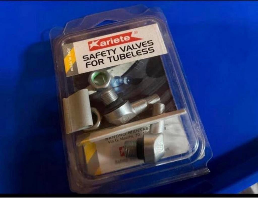 Ariete veiligheidsventielen voor tubeless banden, Ophalen of Verzenden, Nieuw