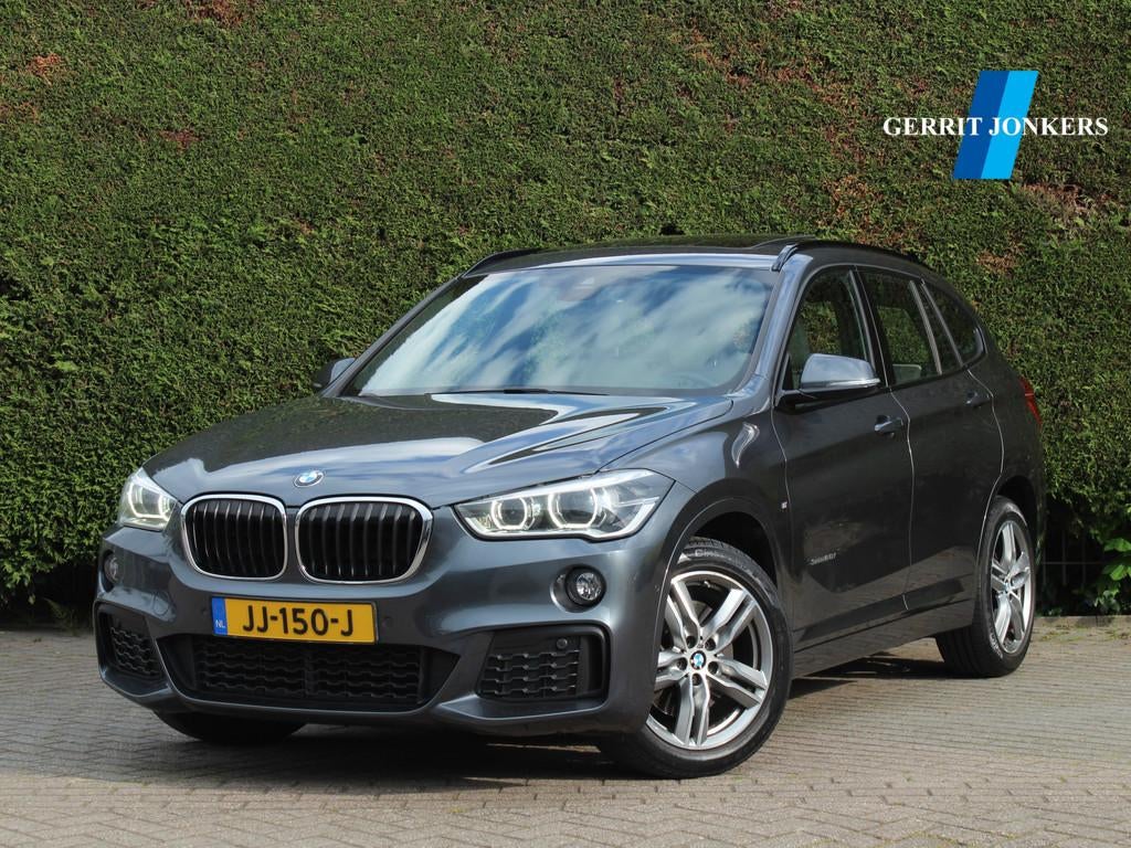 BMW X1 sDrive20i Centennial High Executive M Sport | 1e eige, 1998 cc, Bedrijf, Lichtsensor, SUV of Terreinwagen