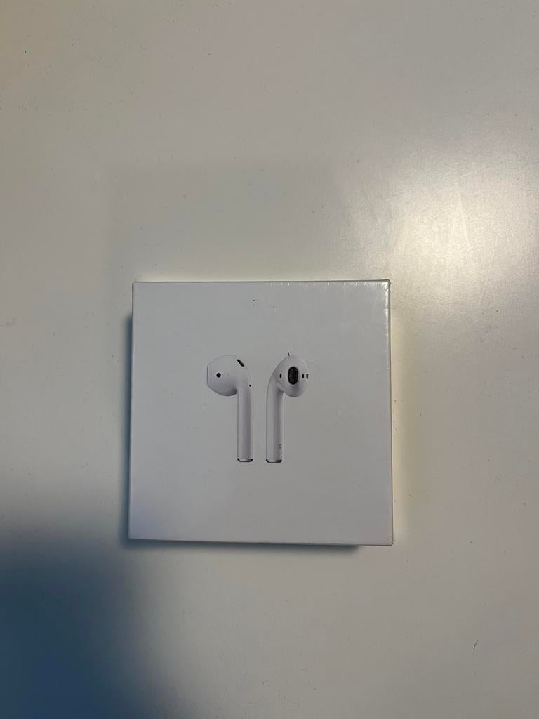 Airpods 2, Ophalen of Verzenden, Zo goed als nieuw