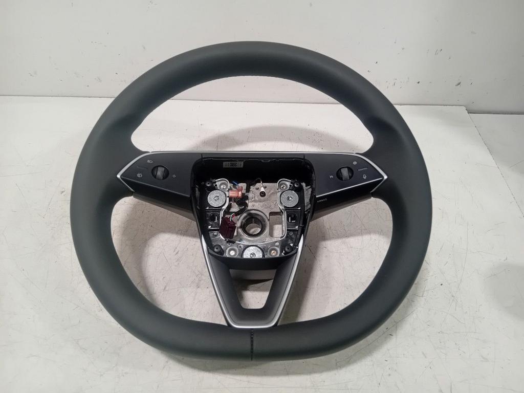 Stuur Tesla Model, Auto-onderdelen, Besturing, Onderdelen@venauto.nl, Van der Ven Autorecycling B.V., Gebruikt, Ettenseweg 76, 4706 PB Roosendaal, The Netherlands