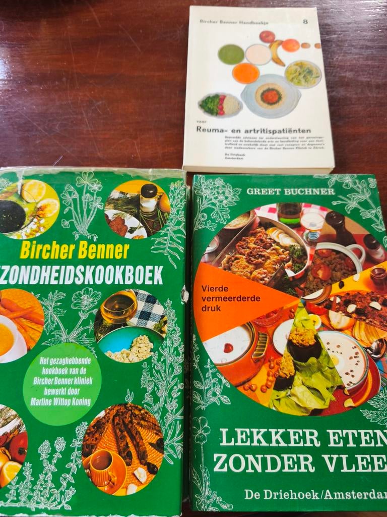 Kookboeken: Bircher Benner, Reuma, Lekker Eten Zonder Vlees, Gelezen, Gezond koken, Ophalen of Verzenden, Hoofdgerechten