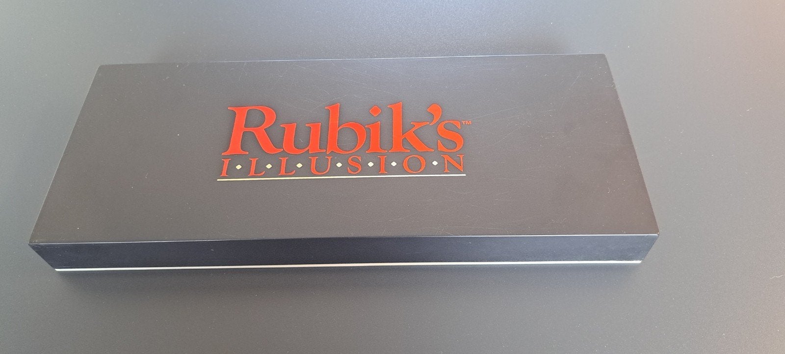 Rubik's Illusion bordspel. Een strategisch spel., Ophalen of Verzenden, Nieuw
