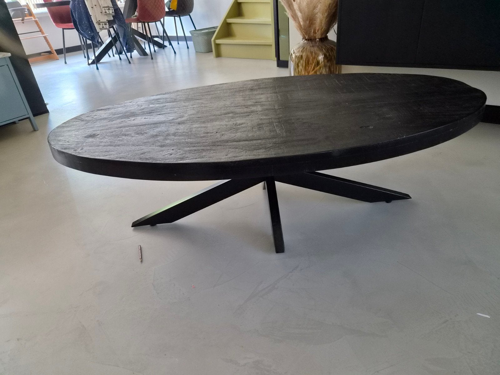 Ovale salontafel - Zwart Gigameubel van mangohout  (eventuee, Ophalen, Gebruikt, 100 tot 150 cm, 50 tot 100 cm