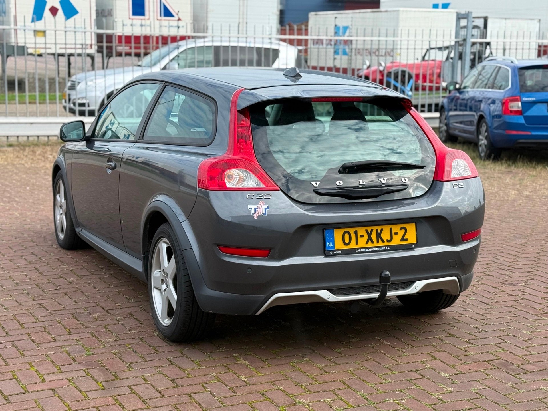 Volvo C30 1.6 D2 R-edition Export, Auto's, Voorwielaandrijving, 28 km/l, Gebruikt, Zwart