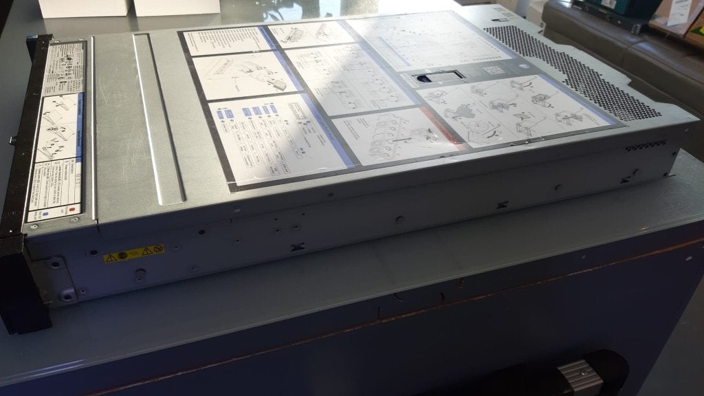 Lenovo x3650 M5 server | Xeon 6-core | 16GB | Garantie, Ophalen, Landererova 12, 811 09 Bratislava, Slowakije, Lenovo (Slovakia)