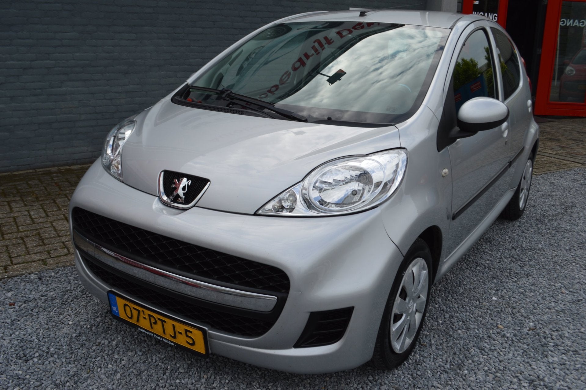 Peugeot 107 1.0-12V Urban Move Airco 5Drs Stuurbekrachtiging, Voorwielaandrijving, Euro 5, Stof, Gebruikt