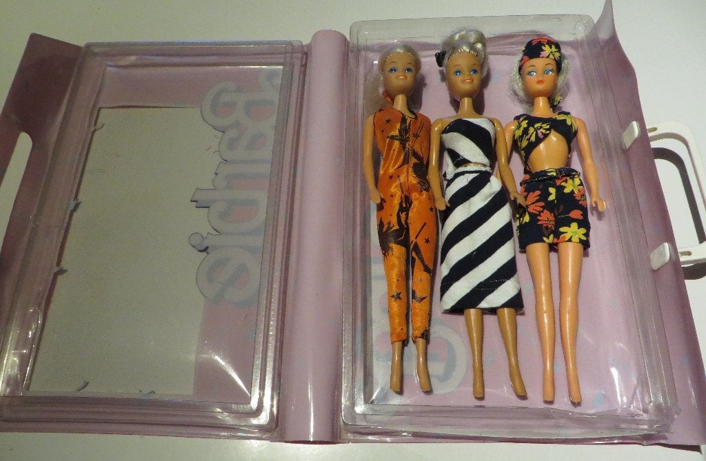 Koffer met 3 poppen, Verzamelen, Poppen, Ophalen, Gebruikt, Pop