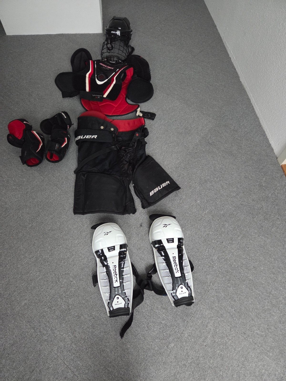 Ijshockey outfit Bauer, Sport en Fitness, Ophalen of Verzenden, Gebruikt, Bescherming