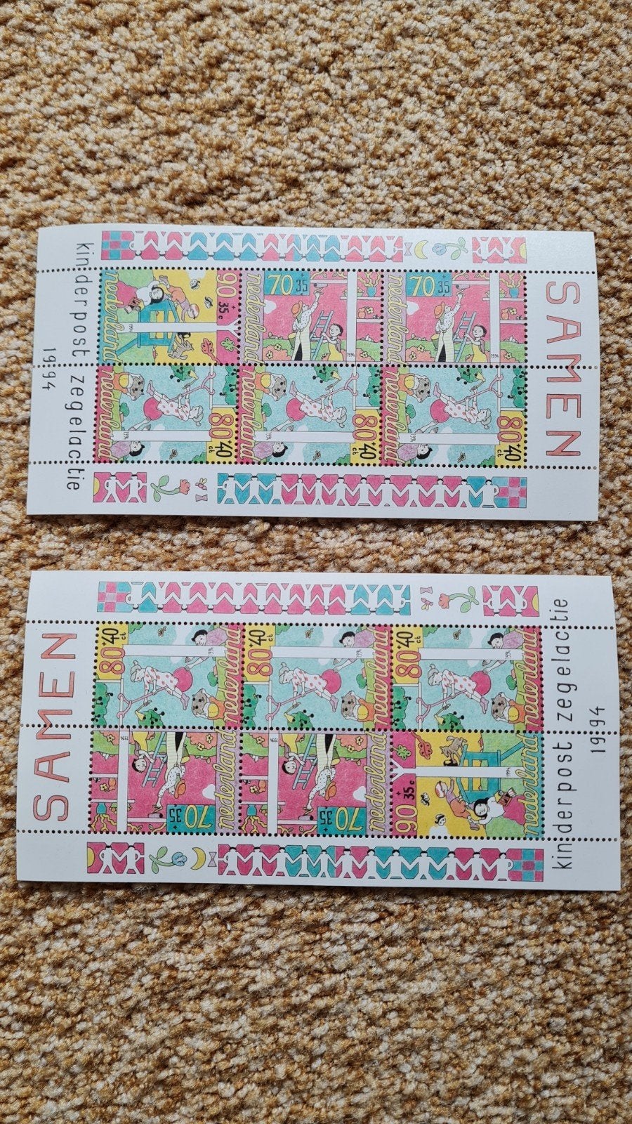 2 velletjes kinderpostzegels Samen, Ophalen of Verzenden, 50 gulden