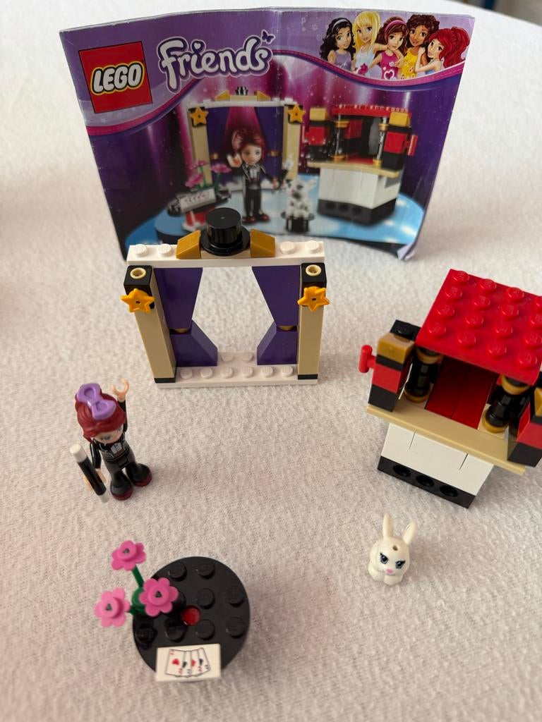 LEGO Friends Magic Tricks 41001, Ice Cream 41030, and spares, Gebruikt, Lego, Friends, Ophalen of Verzenden
