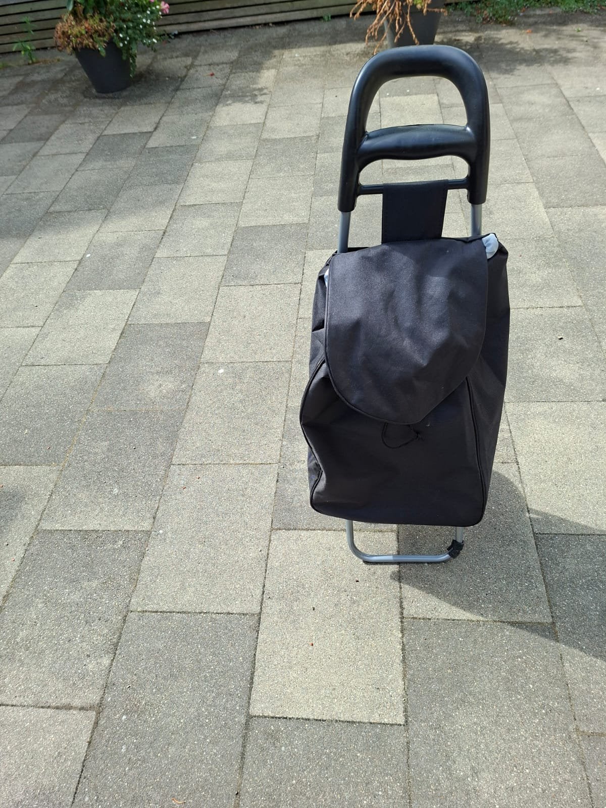 Zwarte boodschappentrolley, Sieraden, Tassen en Uiterlijk, Tassen | Reistassen en Weekendtassen, 30 cm of meer, Zwart, Zo goed als nieuw