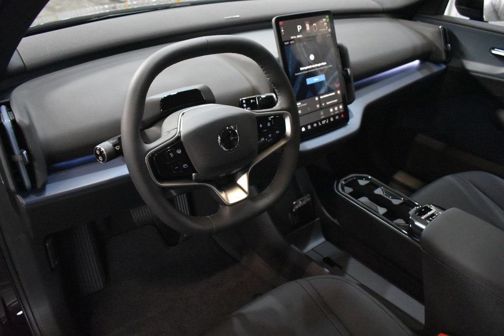 Volvo EX30 P8 428pk AWD Ultra Black Edition Europa 20'', Auto's, Automaat, 0 cilinders, Zwart, Nieuw