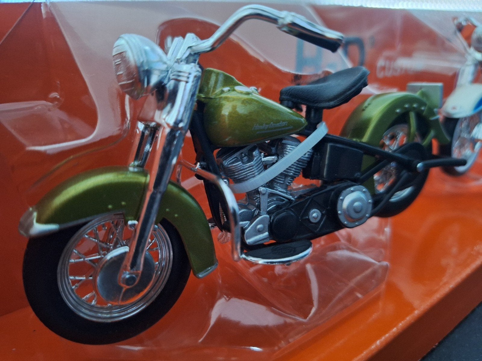 Harley-Davidson Duos 50's Set van 2 
Schaal 1:18, Maisto, Nieuw, Ophalen of Verzenden, Maisto