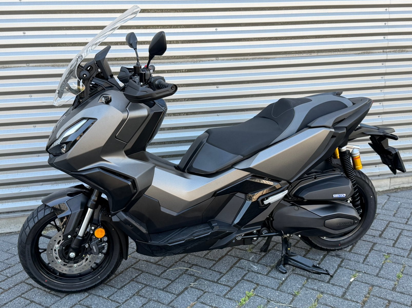 Prachtige Honda ADV 350  mat grijs 2025, Bedrijf, Scooter